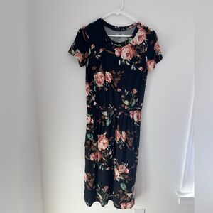 Elegant Floral Maxi Dress